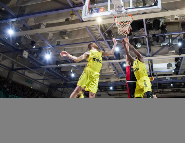 的正式比赛 的正式比赛